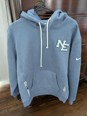 New England Patriots Rivalries Collection Sideline Nike Dri-FIT Pullover